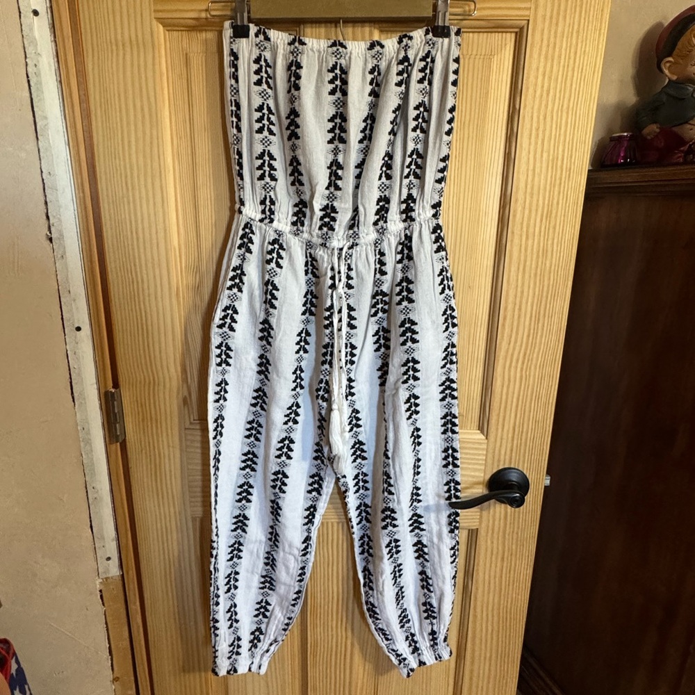 Elan Black and White Patterned Jumpsuit